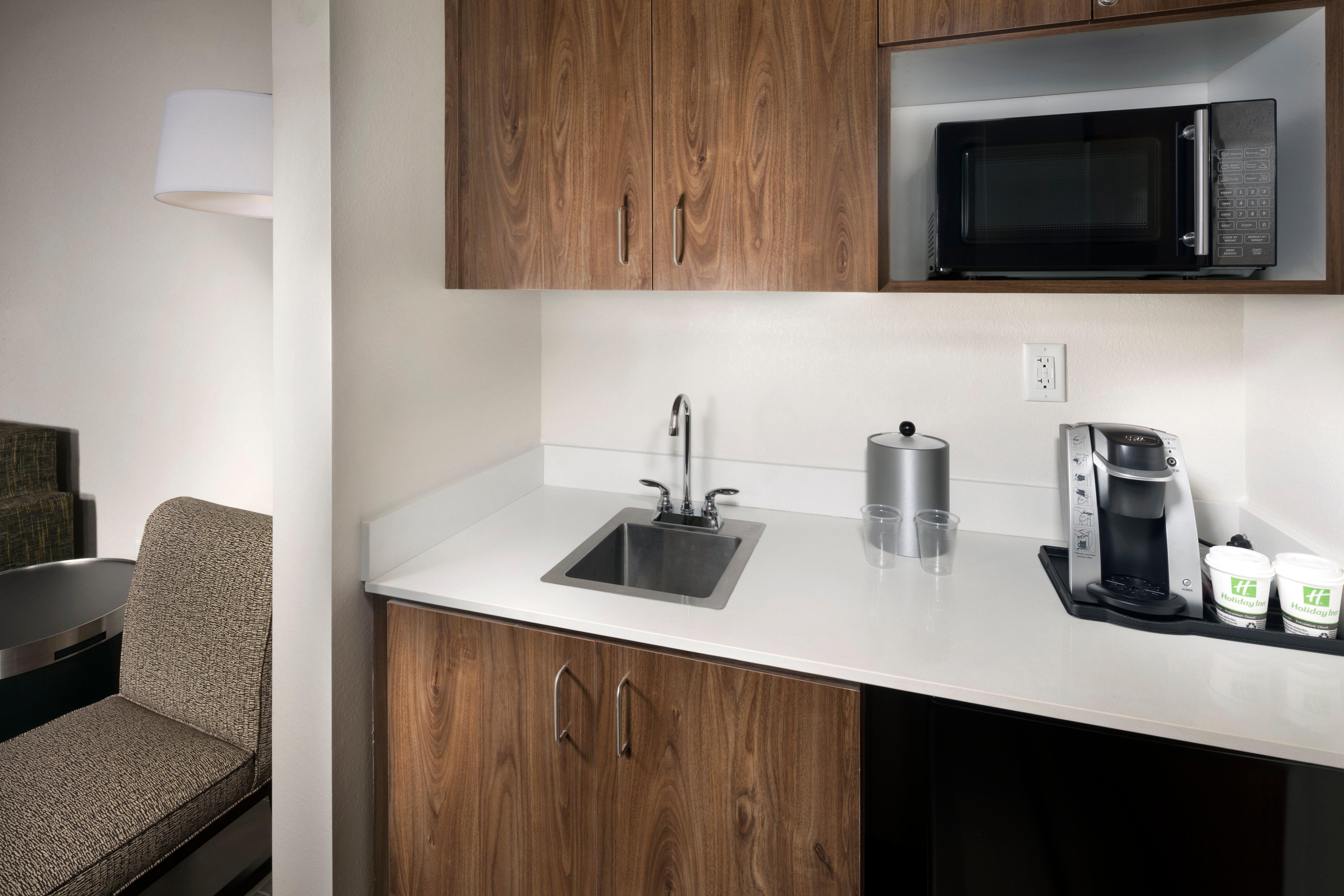 Holiday Inn & Suites Arden - Asheville Airport By Ihg Exteriör bild