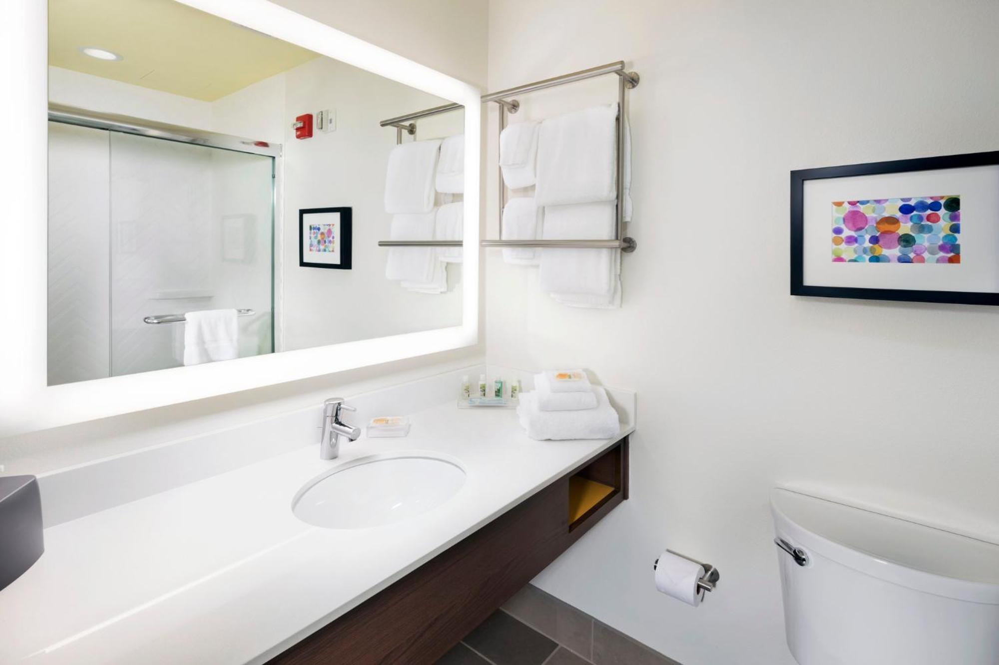 Holiday Inn & Suites Arden - Asheville Airport By Ihg Exteriör bild