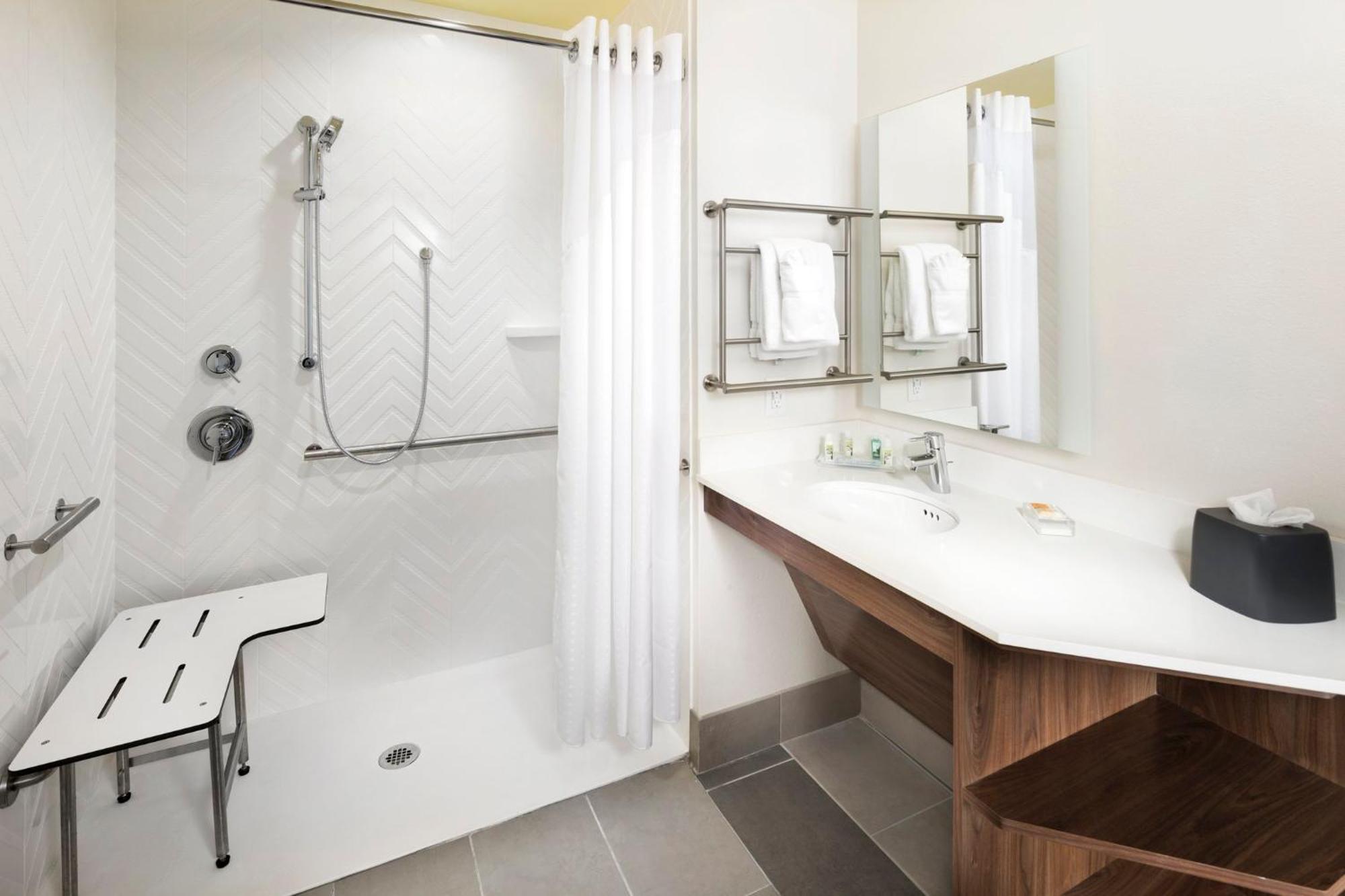 Holiday Inn & Suites Arden - Asheville Airport By Ihg Exteriör bild