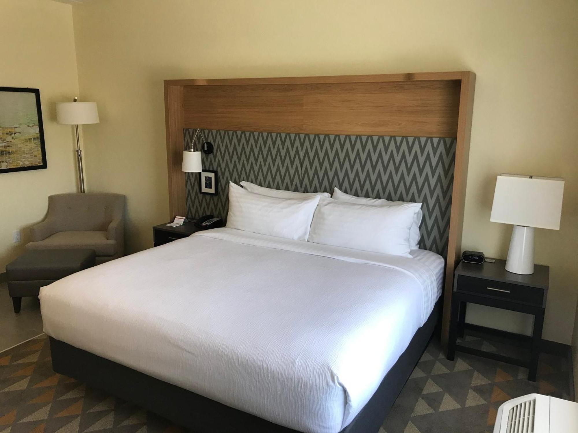 Holiday Inn & Suites Arden - Asheville Airport By Ihg Exteriör bild