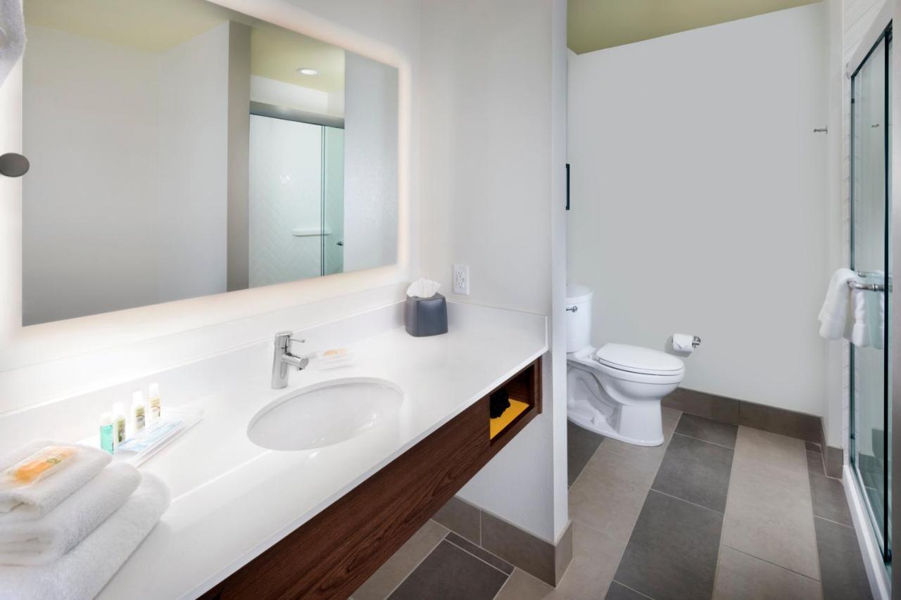 Holiday Inn & Suites Arden - Asheville Airport By Ihg Exteriör bild